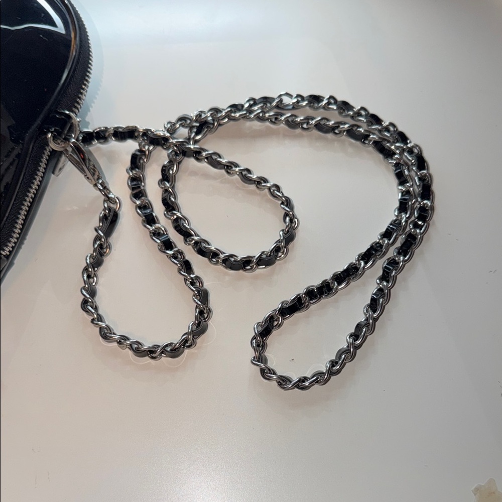 Star Wars Darth Vader Black Chain Bag - Picture 5 of 5